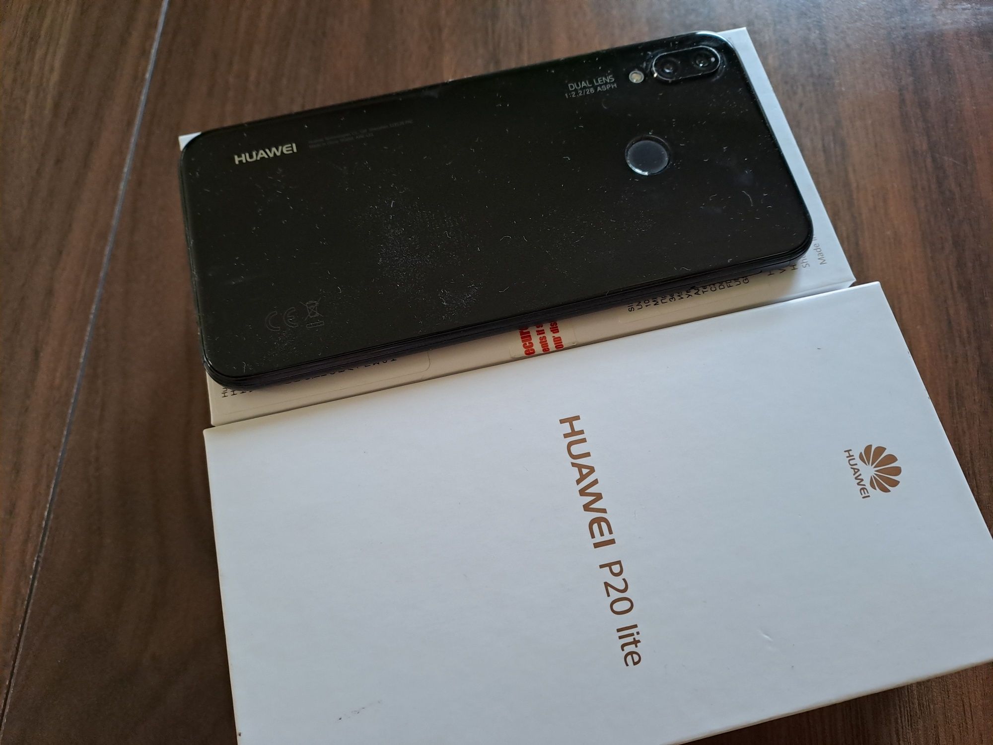 Smartfon Samsung HUAWEI P20 lite