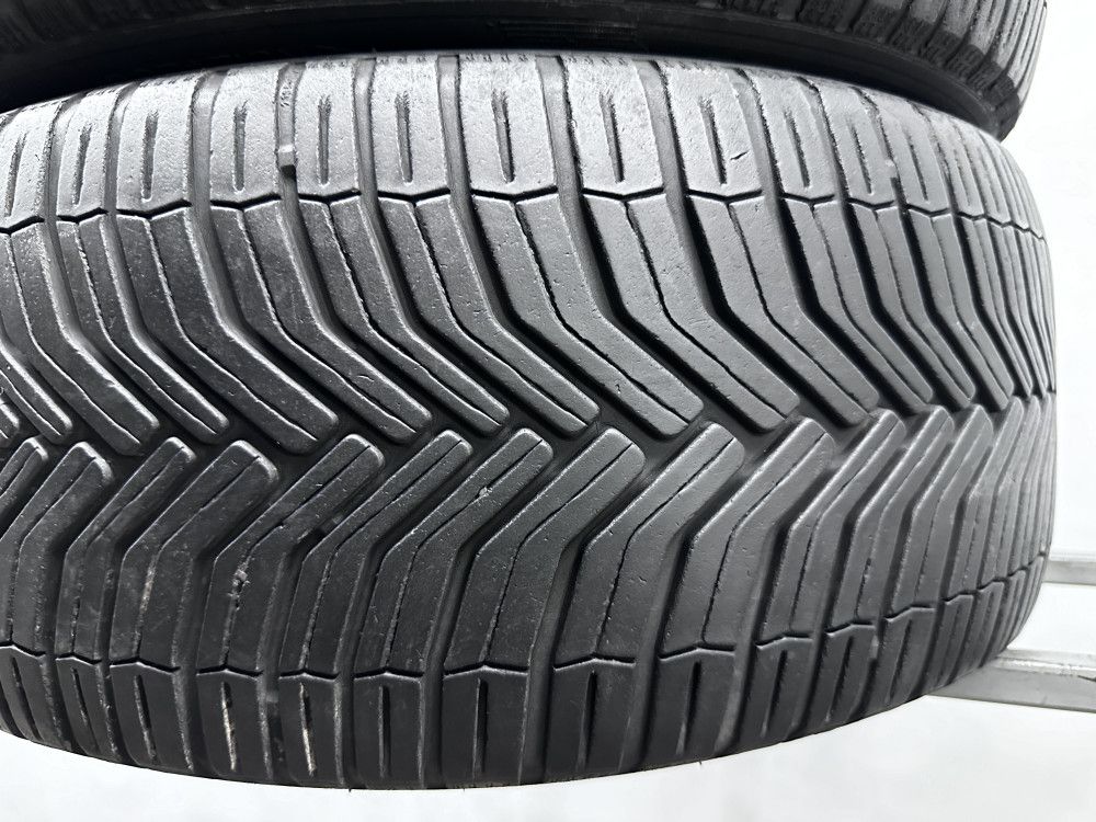 4шт всесезонні 225/45/R17 2019р Michelin Cross Climate Plus x2x4