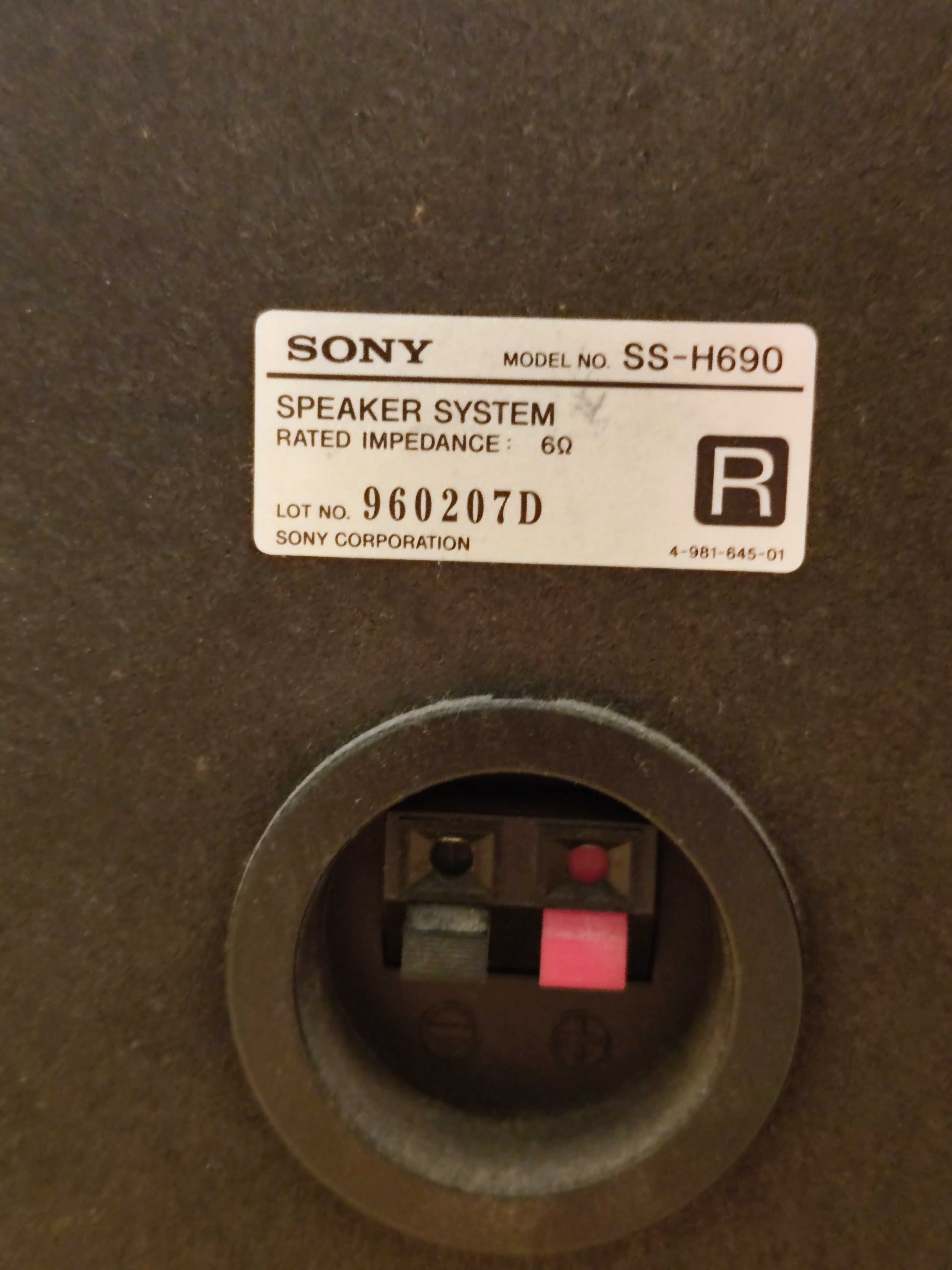 Sprzedam wieżę audio SONY z kolumnami stereo (nie działa CD)