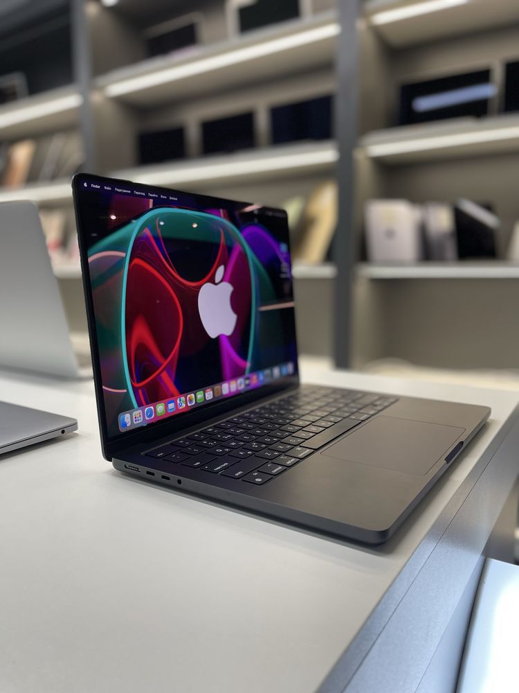 Ноутбук MacBook Pro 14” 2023 M3Pro 18 ОЗУ, 512 SSD стан  9.0/10 #71091
