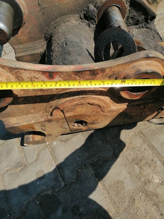 Koparka Atlas Cat liebherr szybkozłącze do koparki lehnhoff