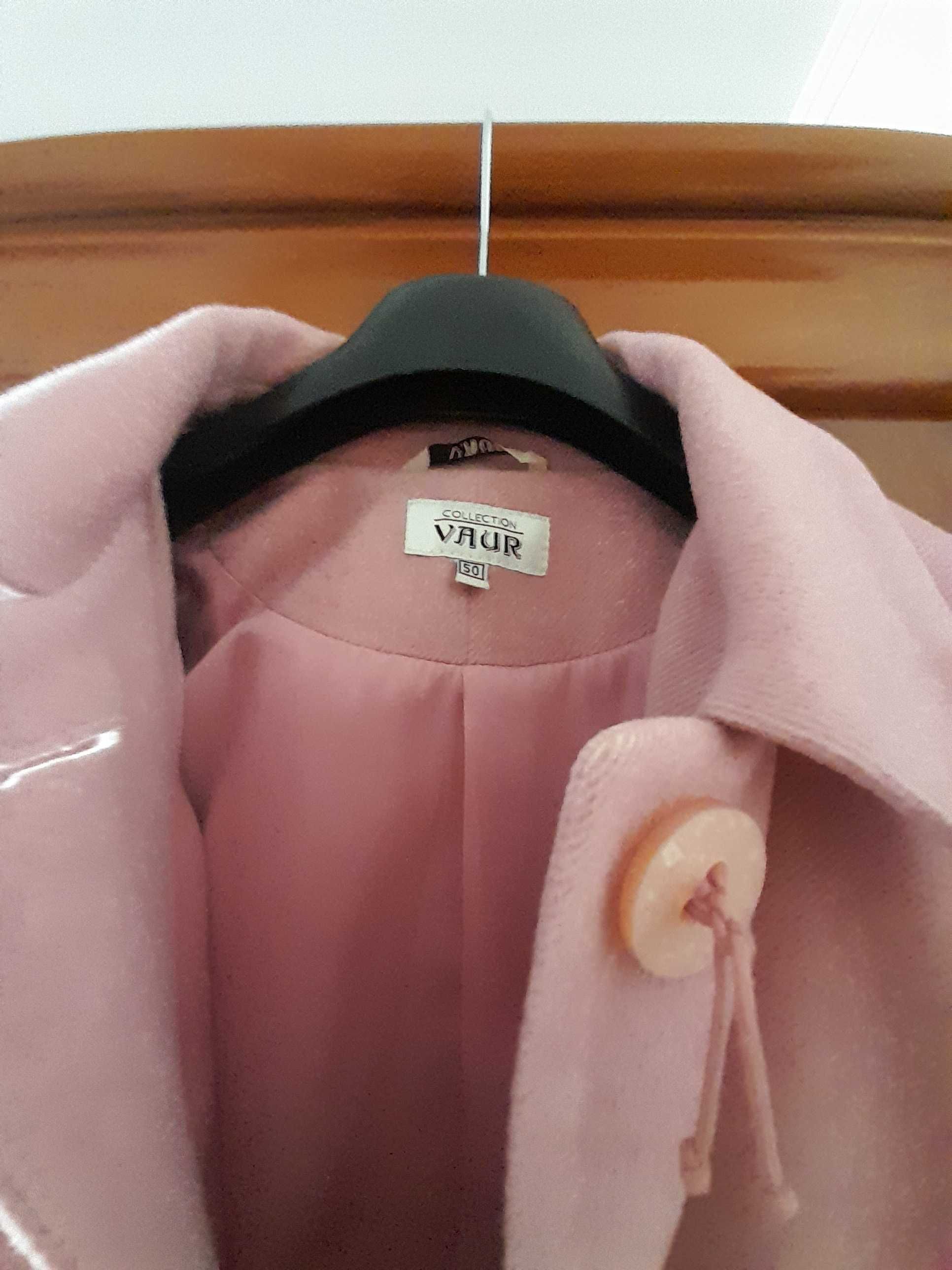 Пальто жіноче рожеве