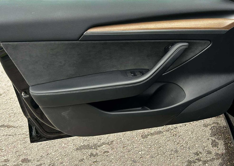 Tesla Model 3 82кВт 2023