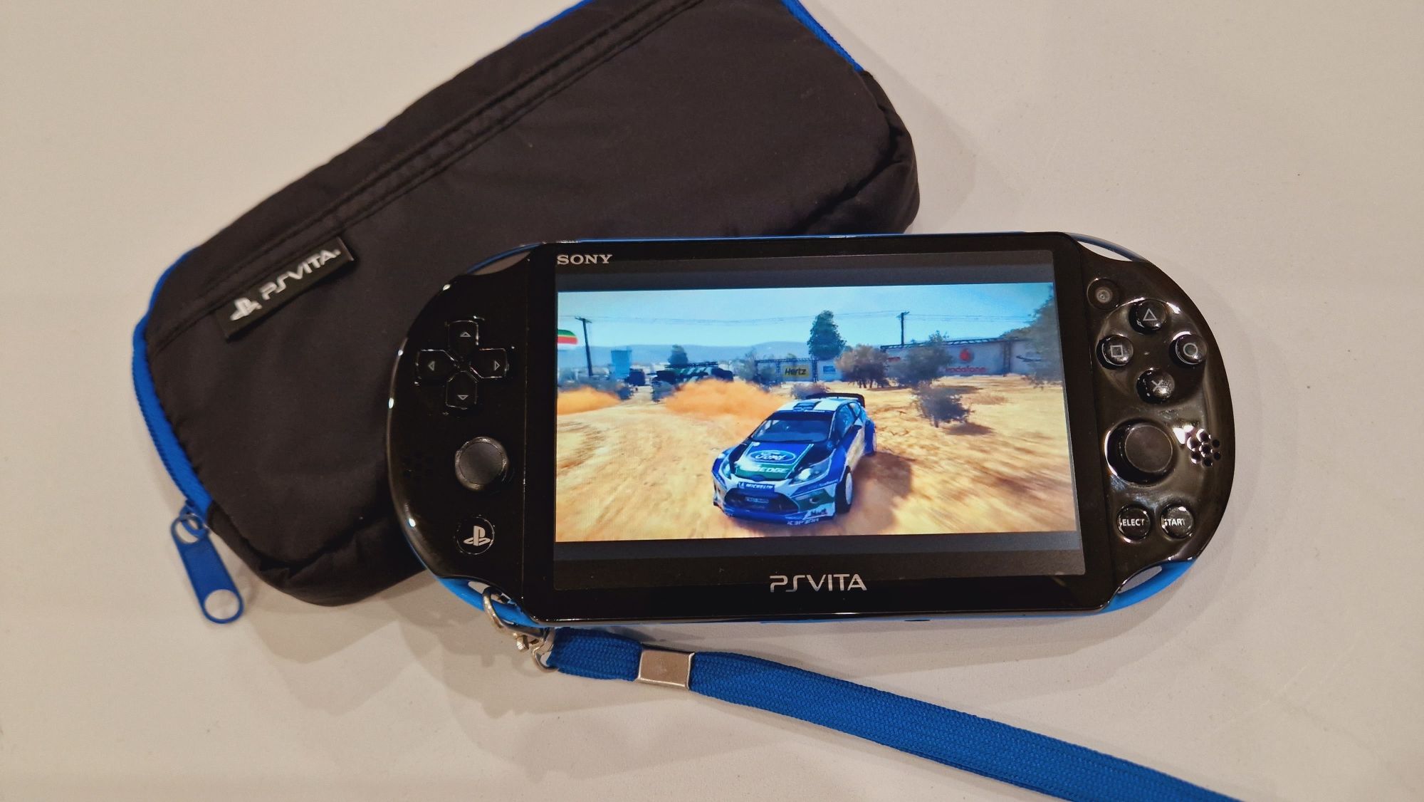 Sony Ps Vita Slim 65 игр + чехол!