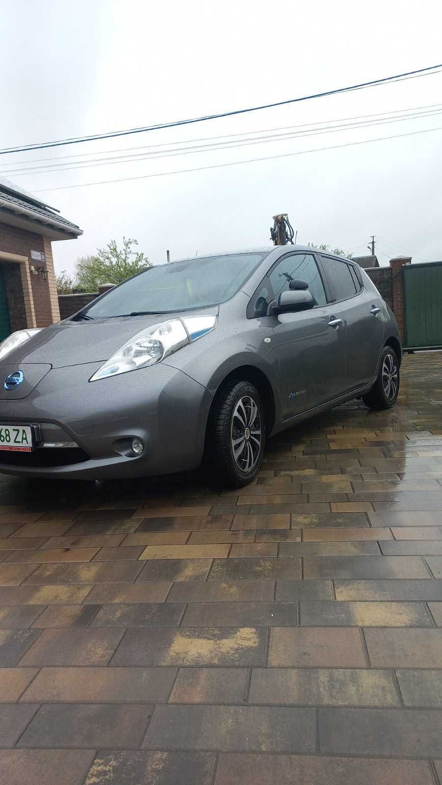 Nissan Leaf 2016