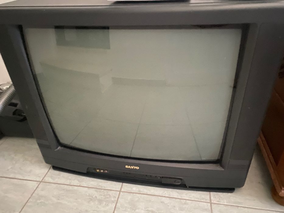 Televisão antiga