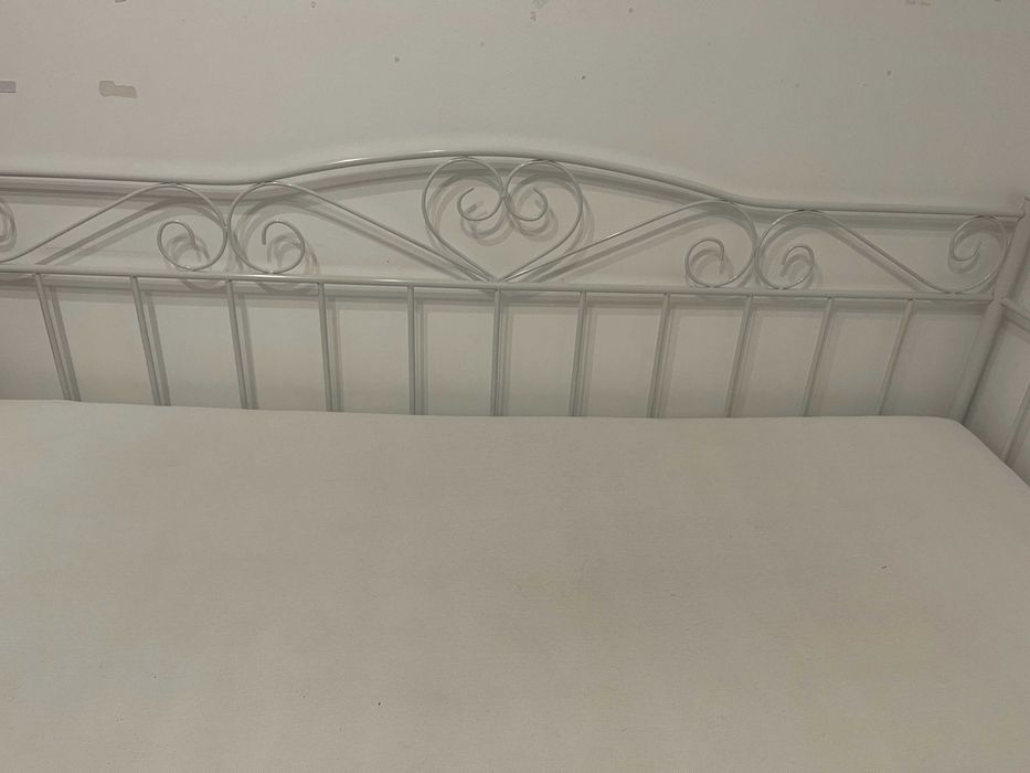 Łóżko metalowy stela