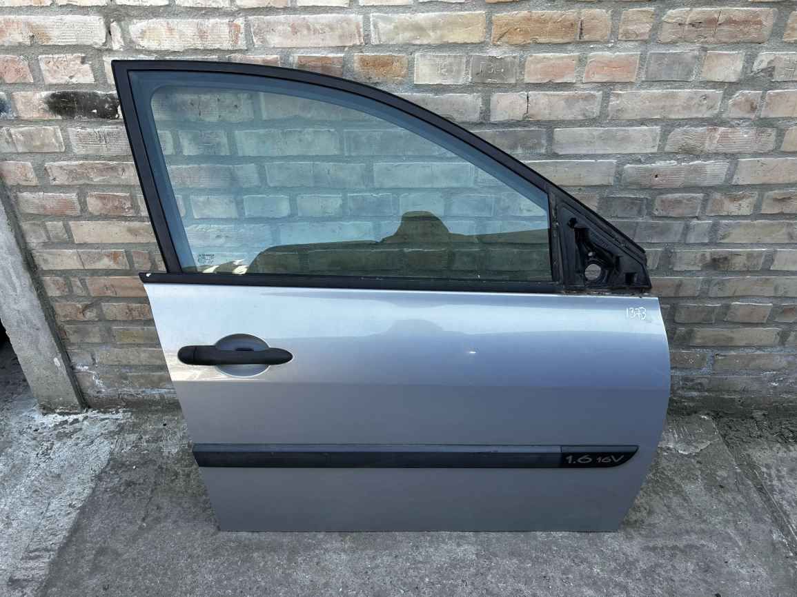 Renault (RVI) Megane 2 02-06 двері перед R TEA19 DR1373