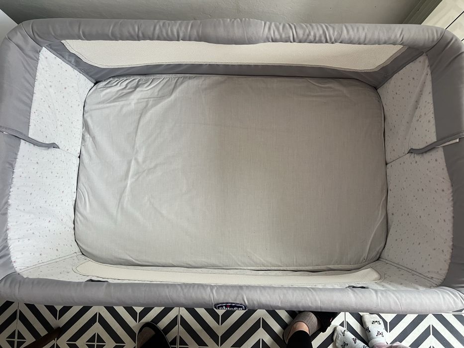 Łóżeczko dzieciece Chicco NEXT2ME z opcja bujania