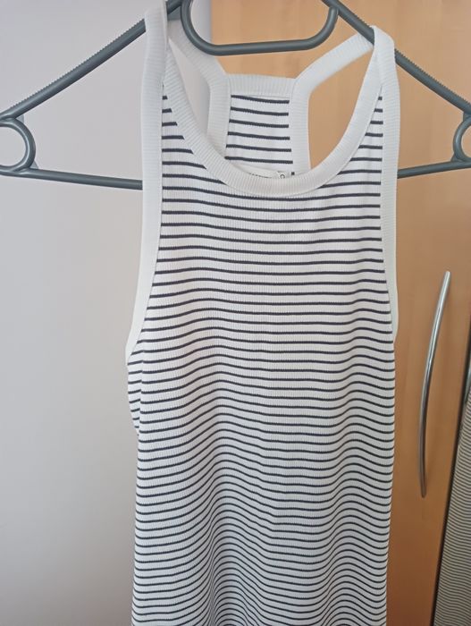 Nowa długa sukienka Reserved