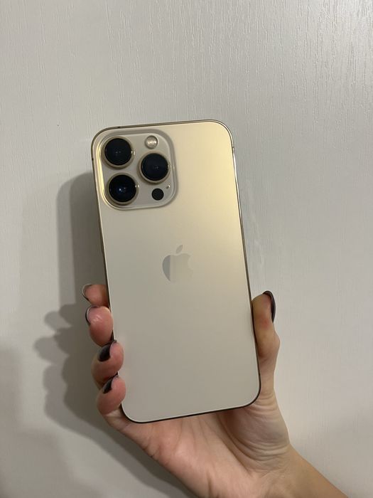 Айфон 13 про 265гб золотий стан ідеальний