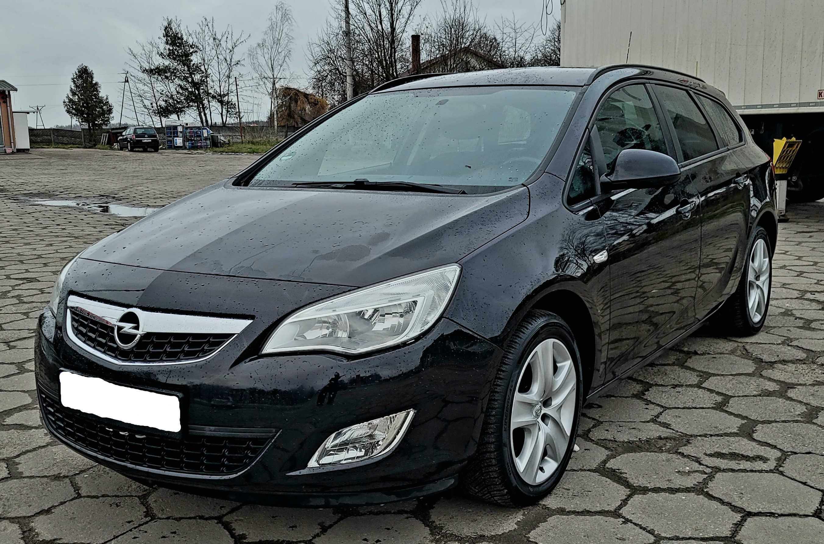 Sprzedam Opel Astra 1.4B  TURBO 140KM z Niemiec