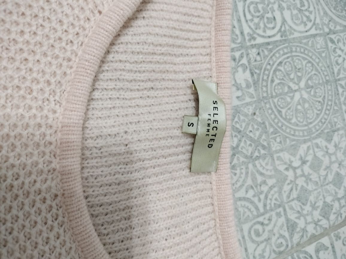 Wełniany sweter Selected Femme r.S
