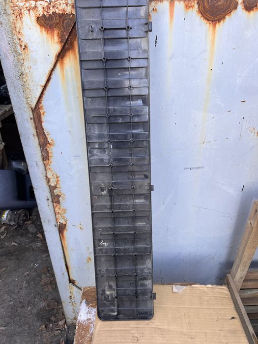 Обшивка багажника, пластик багажника bmw x5 e53 х 5 е 53