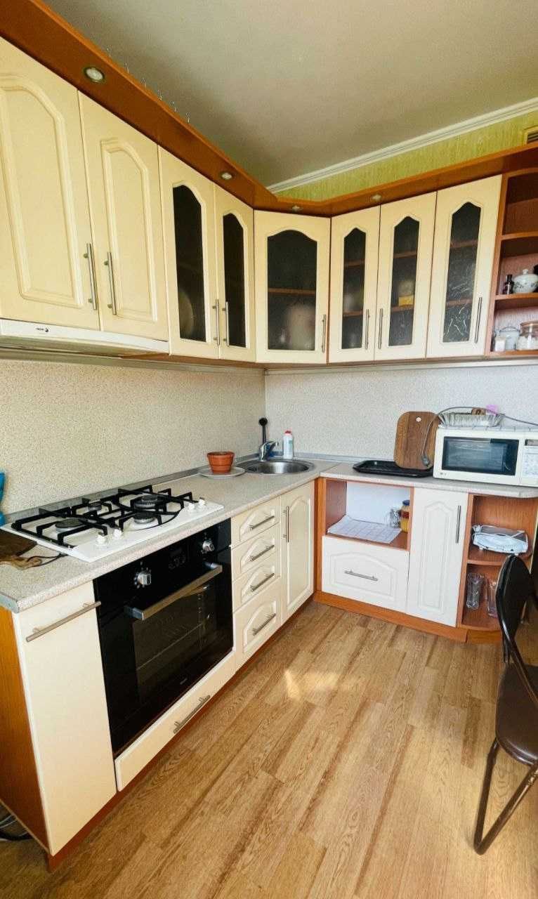 Продам 1 ком на Новых Домах. Льва Ландау пр-т.,  дом 16