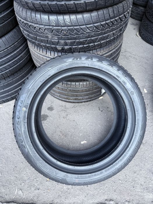 205-50-1R16 Maxxis Всесезонка. Склад резини..