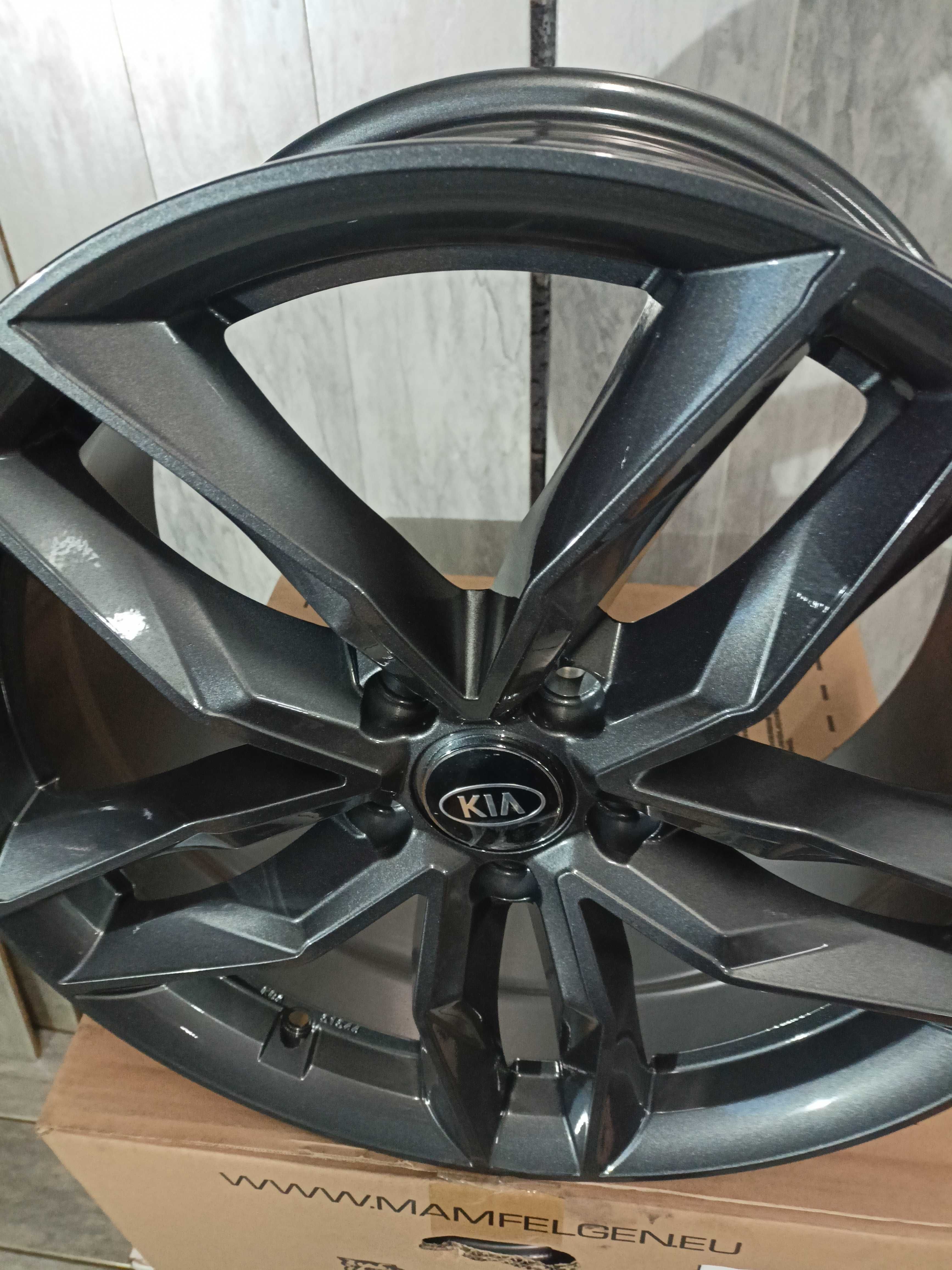 157# Alufelgi MAM RS4 18 KIA NOWE 5x114,3 ET 40 Ceed Sorento Sportage