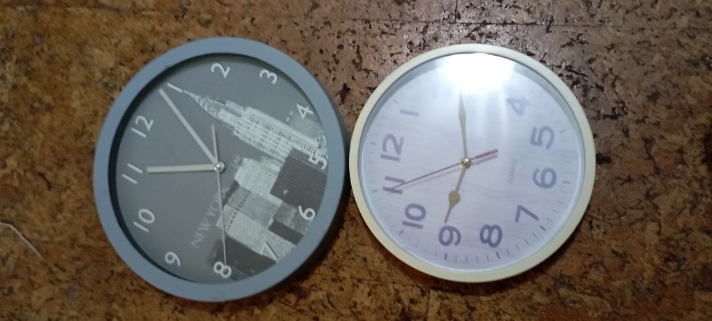 2 relógios+ Jarra