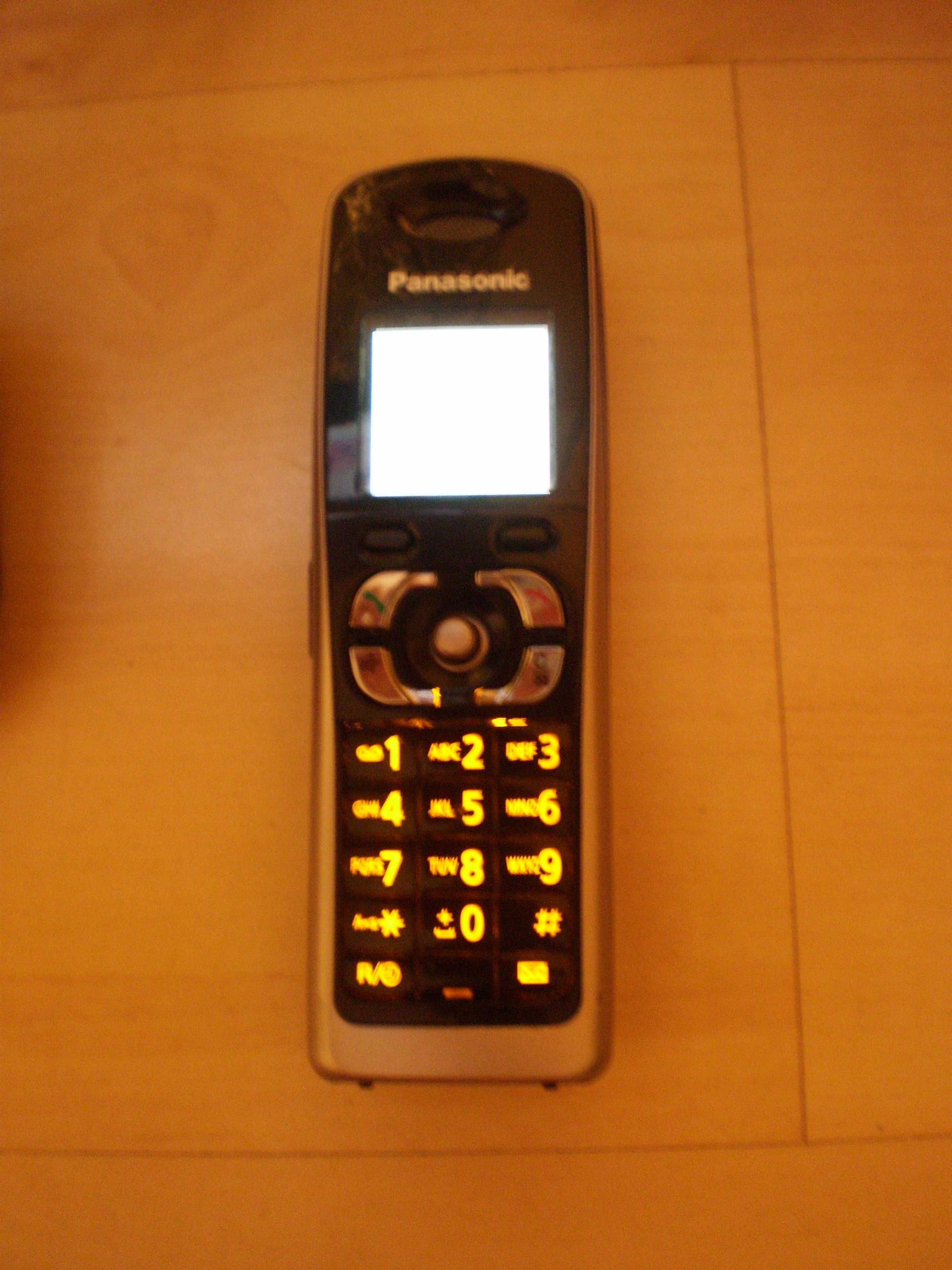 Telefon komórkowy na kartę SIM PANASONIC  KX-TW201