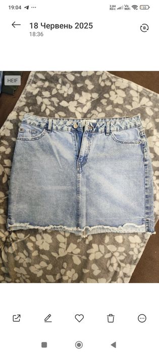 Лот жіночих речей джогери, футболки, майки, шорти, спідниця , сукні, у