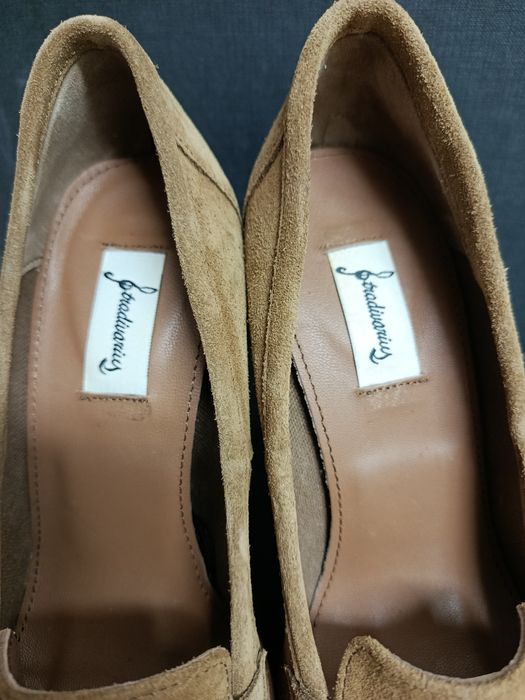 Sapatos de salto - Stradivarius - 37 - Camurça