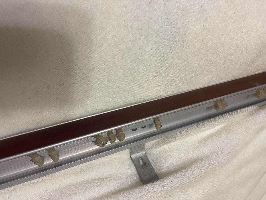 Продам карниз алюміній 3 метра