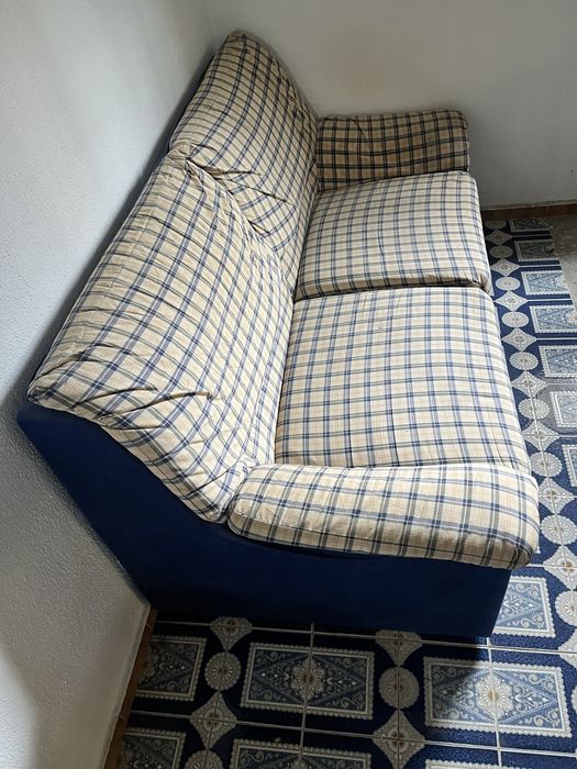 Sofá antigo, 2 lugares