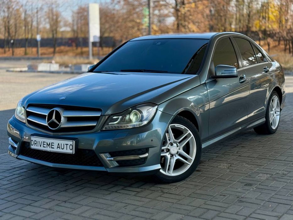 Mercedes Benz C180 / 2011 рік