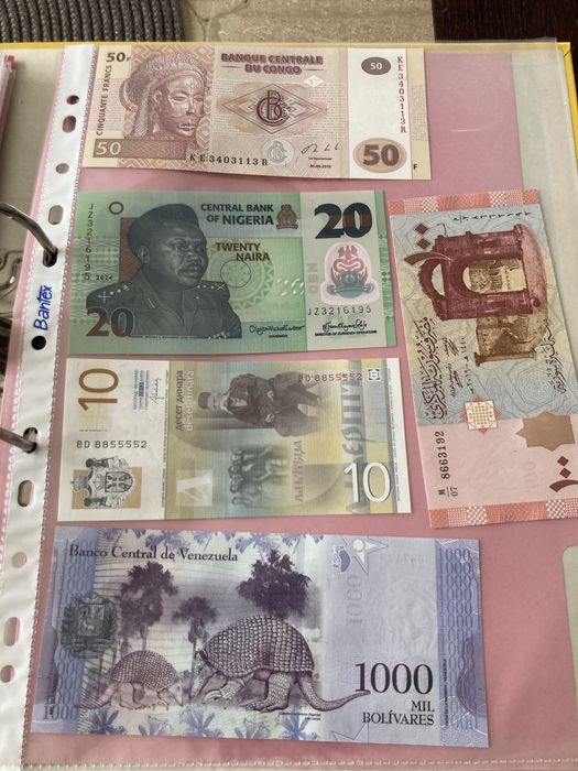 Banknoty Świata album z 44szt UNC plus gratisy!