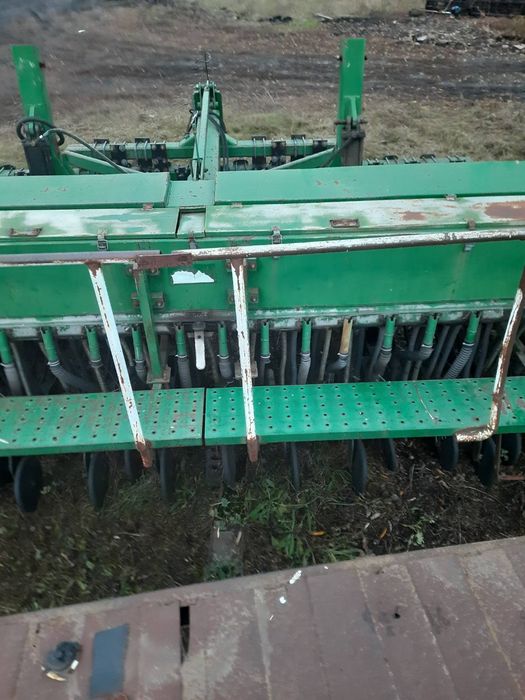 Продам сівалку зернову Great Plains 4.2