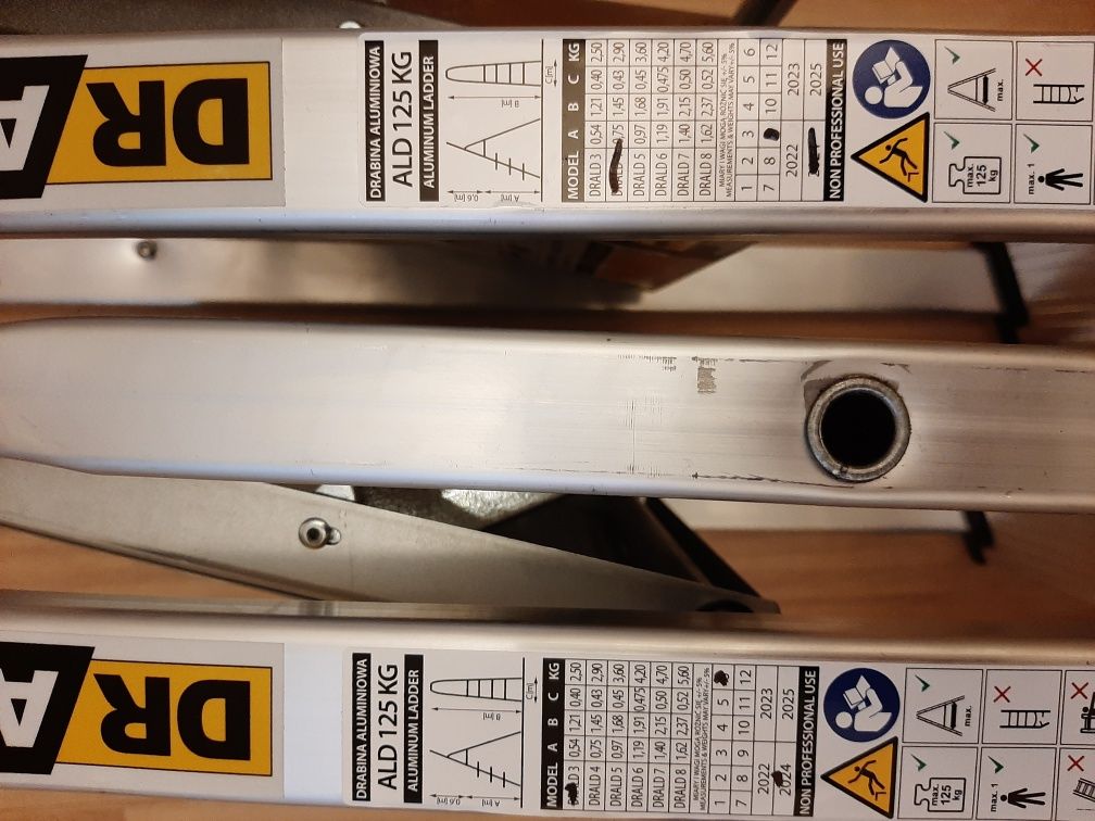 Drabina aluminiowa rozkładana 3,4 stopniowa
