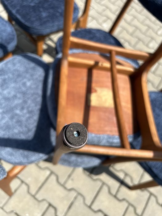 Krzesła Hałas odrestaurowane 6 sztuk Hałasy