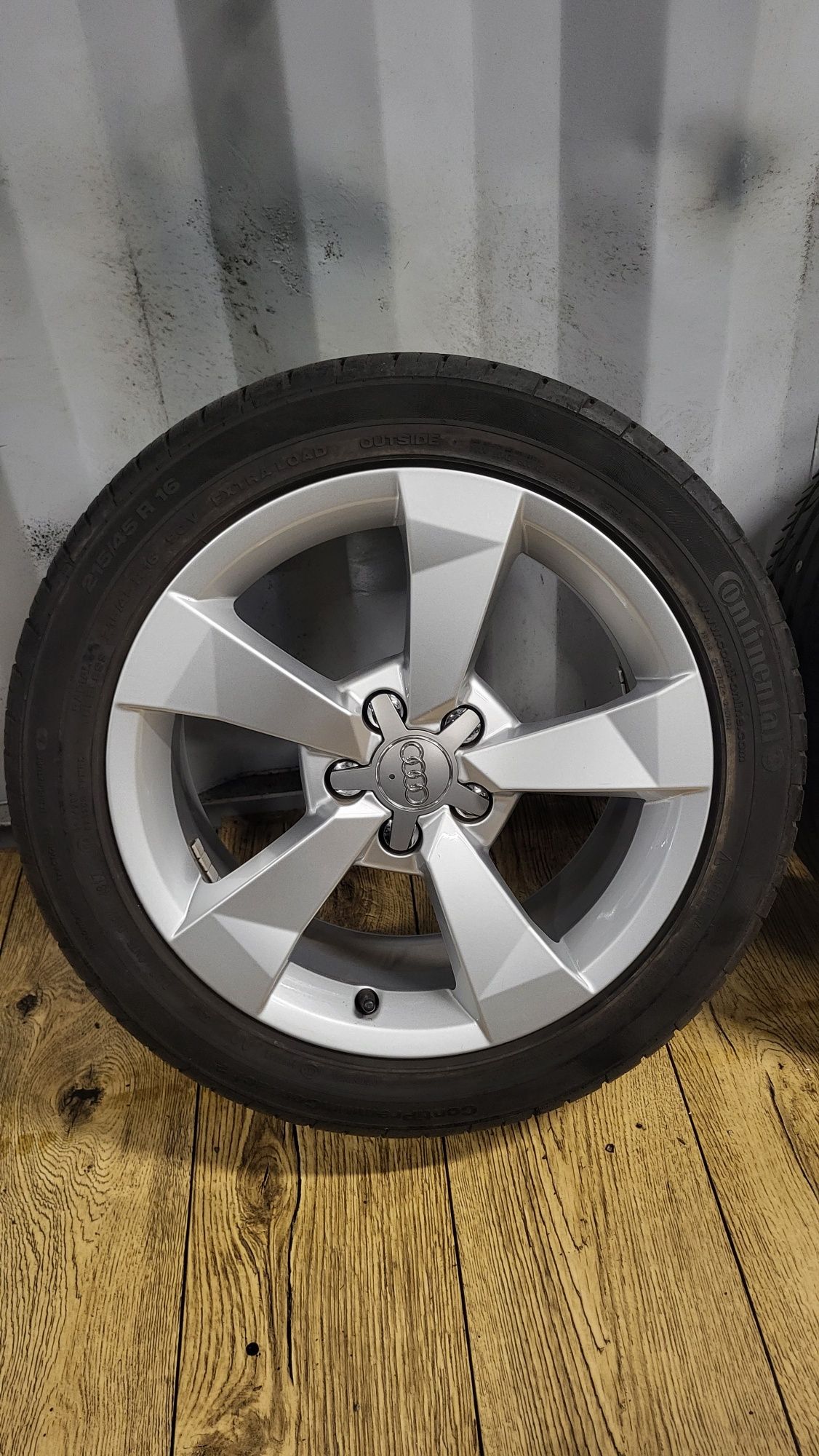 Felgi Audi 16" 5x100 z oponami 215/45 R16 A1 S1 A3 8L TT Vw Polo Fabia