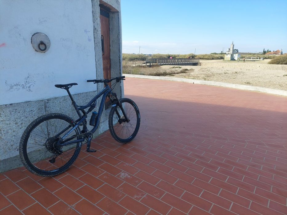 Bicicleta all mountain