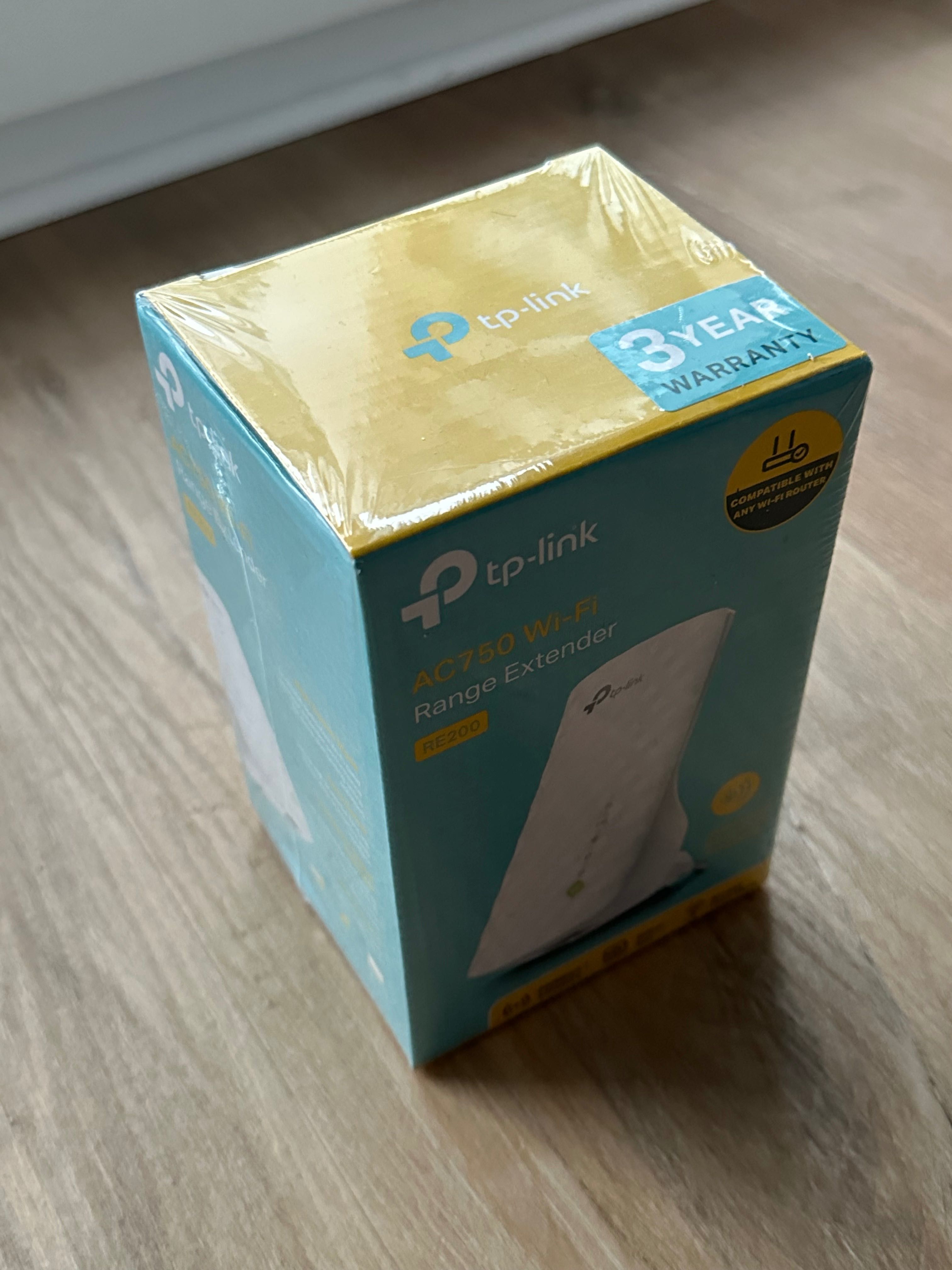 TP-Link Wi-Fi range extender AC750 Dual Band