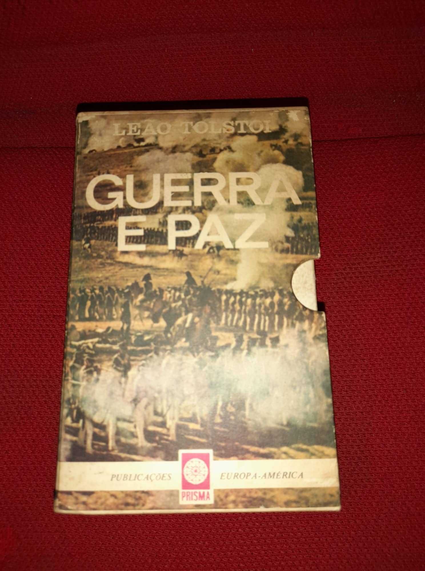 Guerra e Paz, de Leão Tolstoi - 4 Volumes -Edição de 1967 com caixa