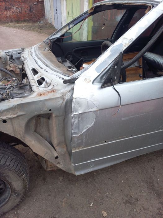 Продам BMW е36 седан та універсал. Ціна за дві.