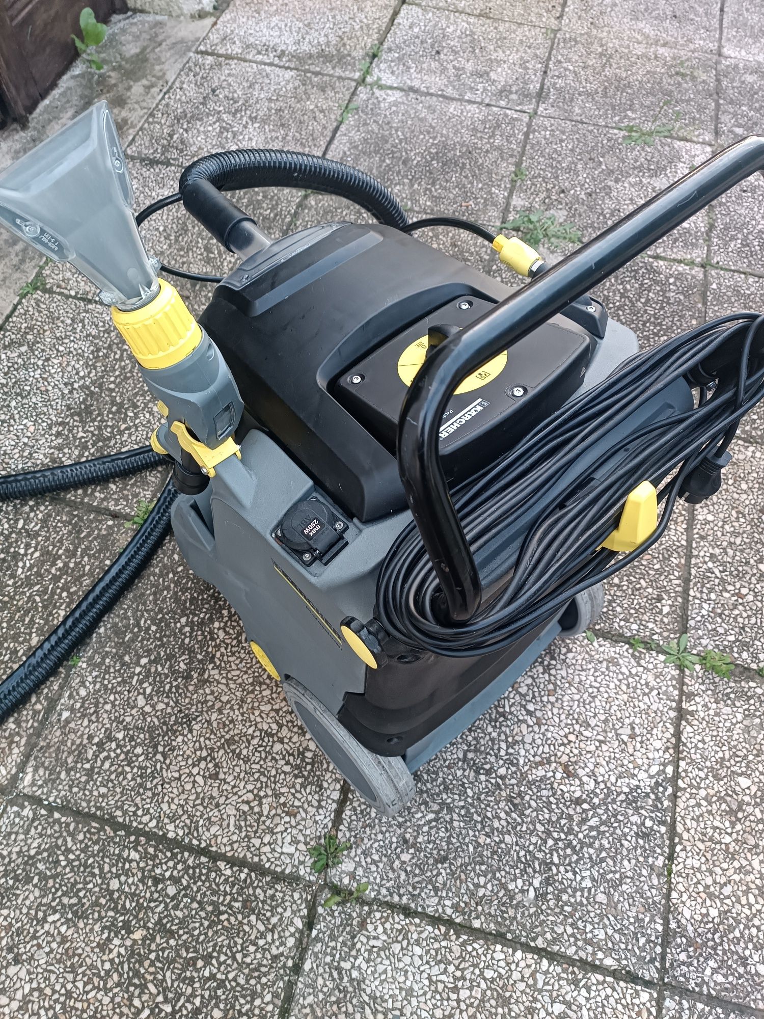 Puzzi 30/4 Karcher