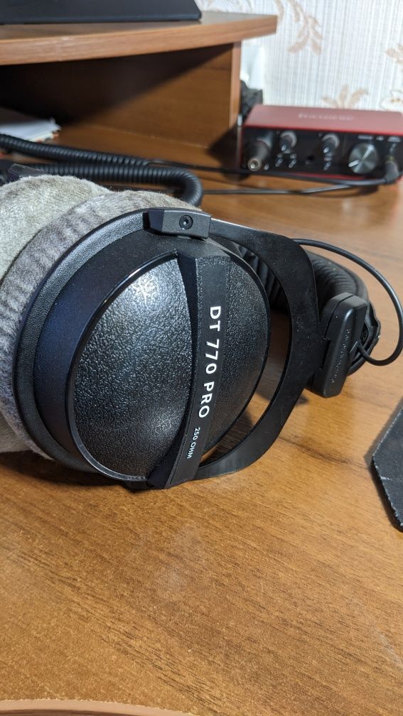 Професійні навушники Beyerdynamic DT 770  250 ohm
