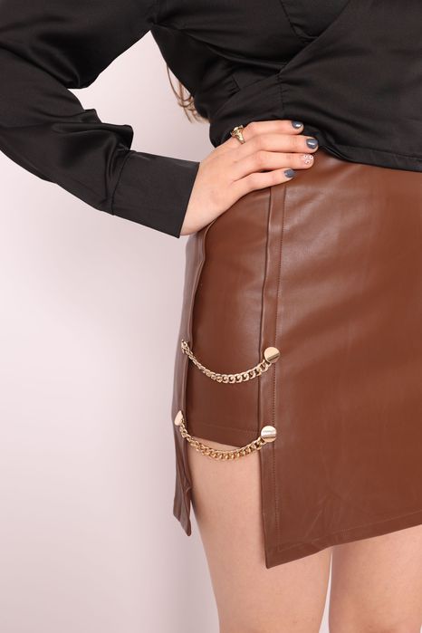 Brązowa spódniczka z eko skóry r. M