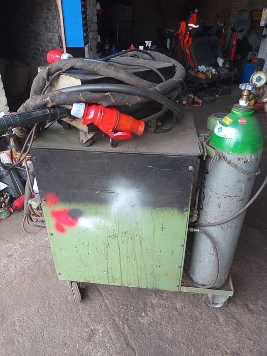 Półautomat spawalniczy chłodzony cieczą Miiller 400V