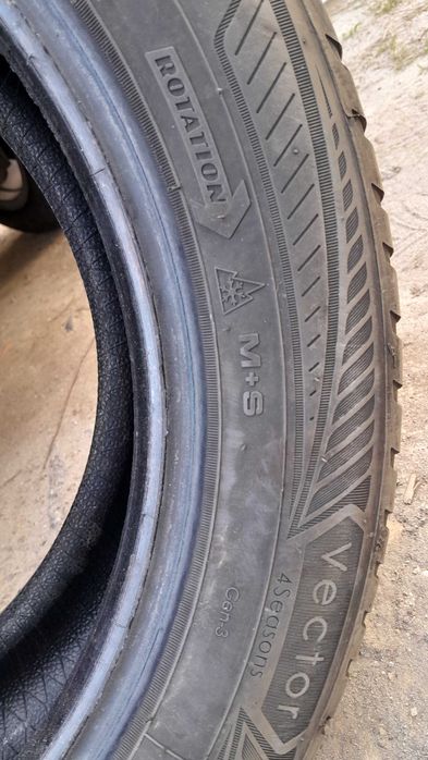 Good year wielosezonowe 205x55 r16 2szt