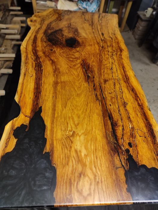 Wyjątkowy stół lite drewno żywica monolit
