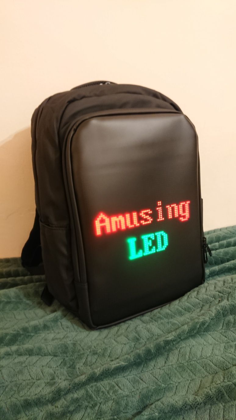 Plecak z LED ekranem