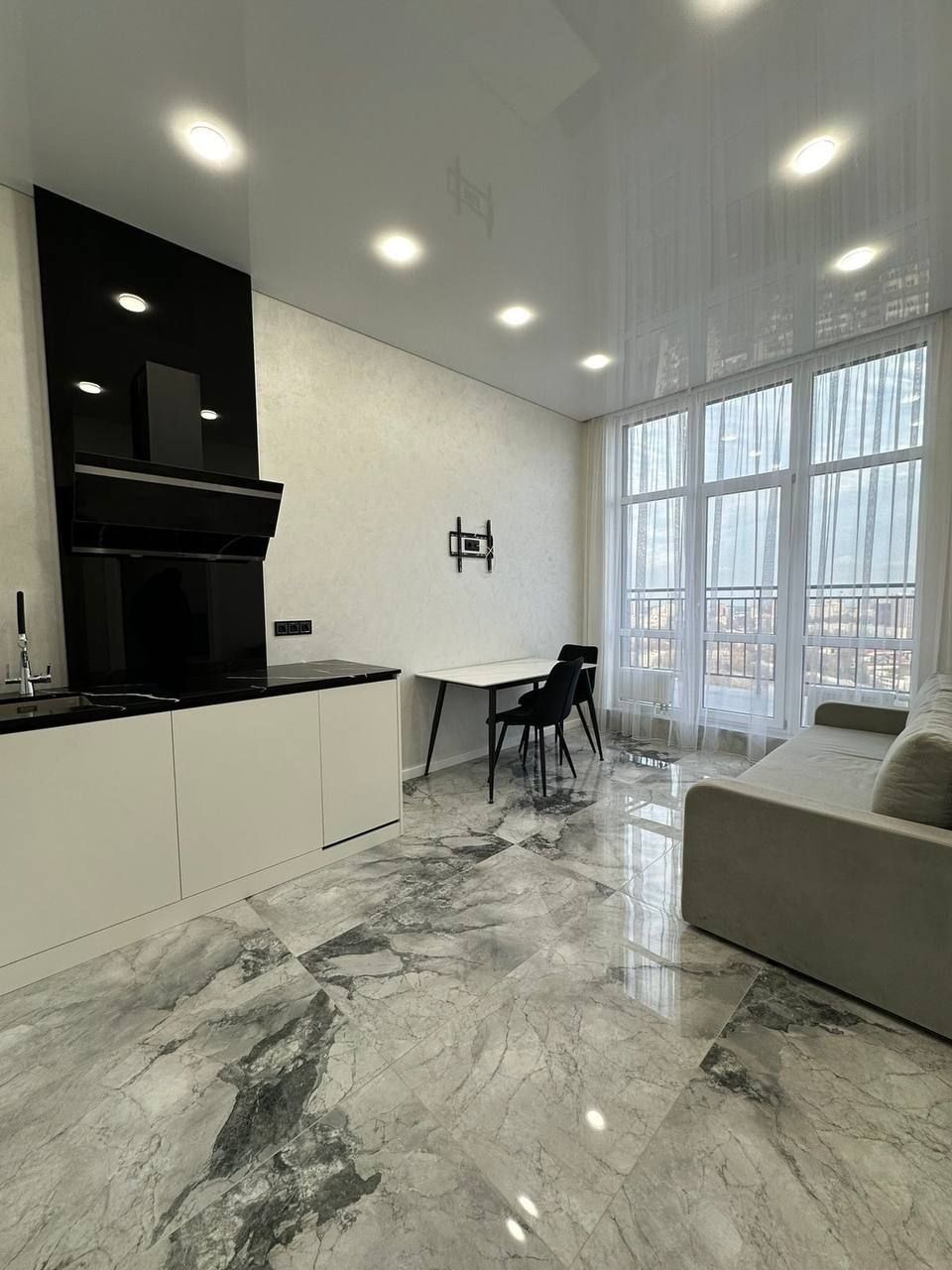 Сдам стильную новую 1 комнатную квартиру на Филатова Манхэттен