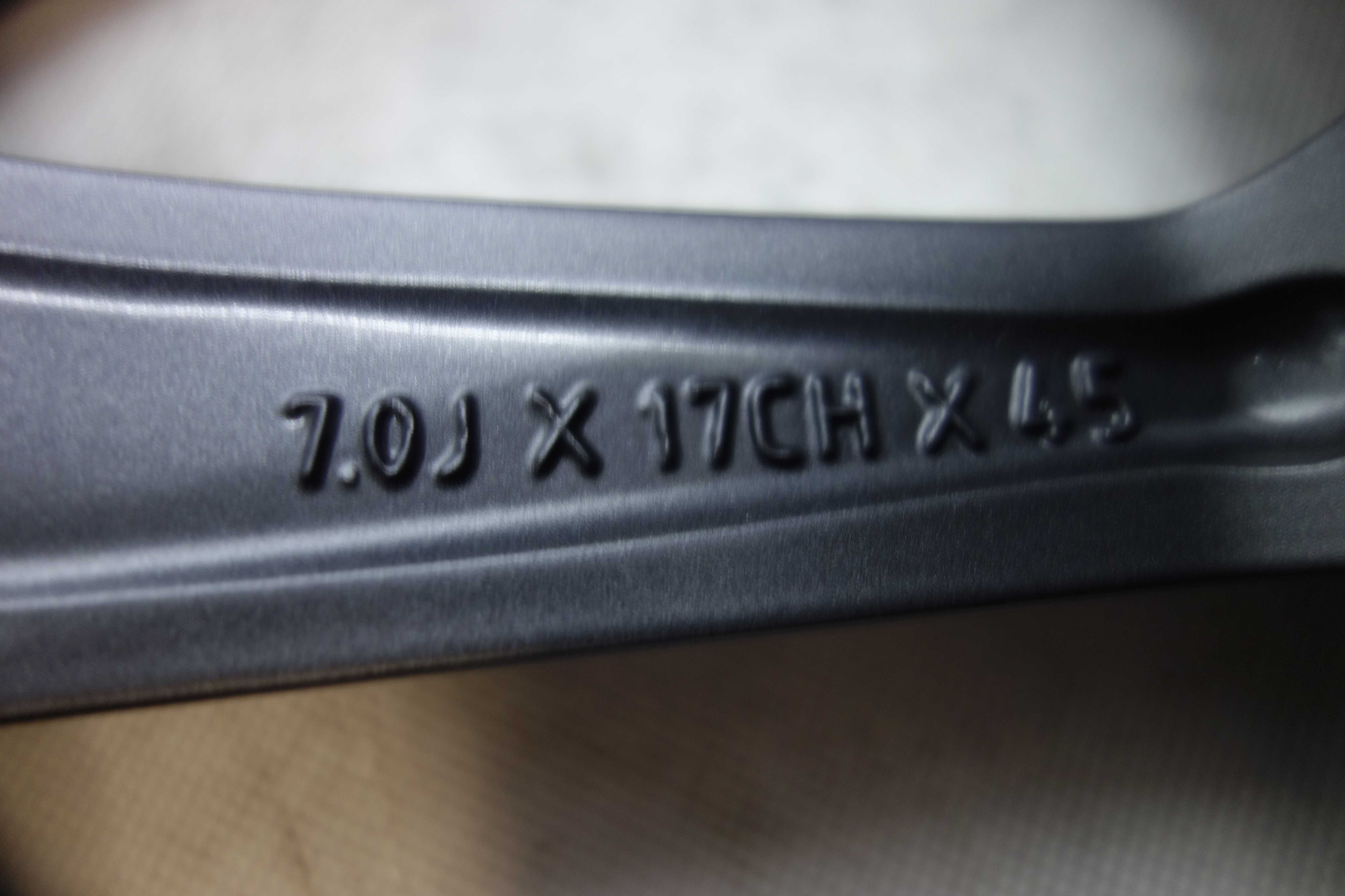 NOWE Alufelgi 17" 5x108 Land Rover Discovery Range Rover Grafit 865