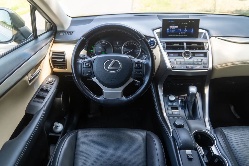 Lexus NX Lexus NX300h 4x4 Automat Hybryda Full Serwis