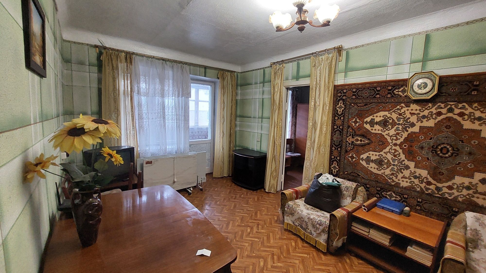 Продам 3-кімнатну квартиру. Вул.Грецька,1.