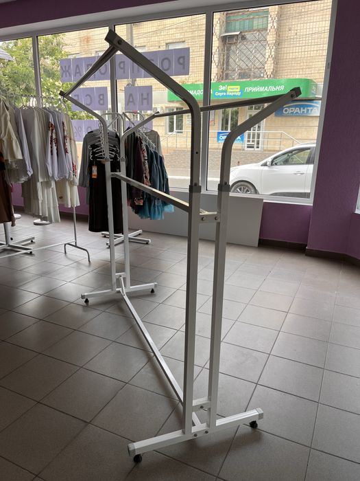 Напольная стойка вешалка «Книжка» идеальное состояние