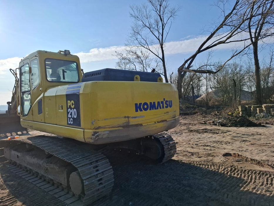 Komatsu PC 210-7